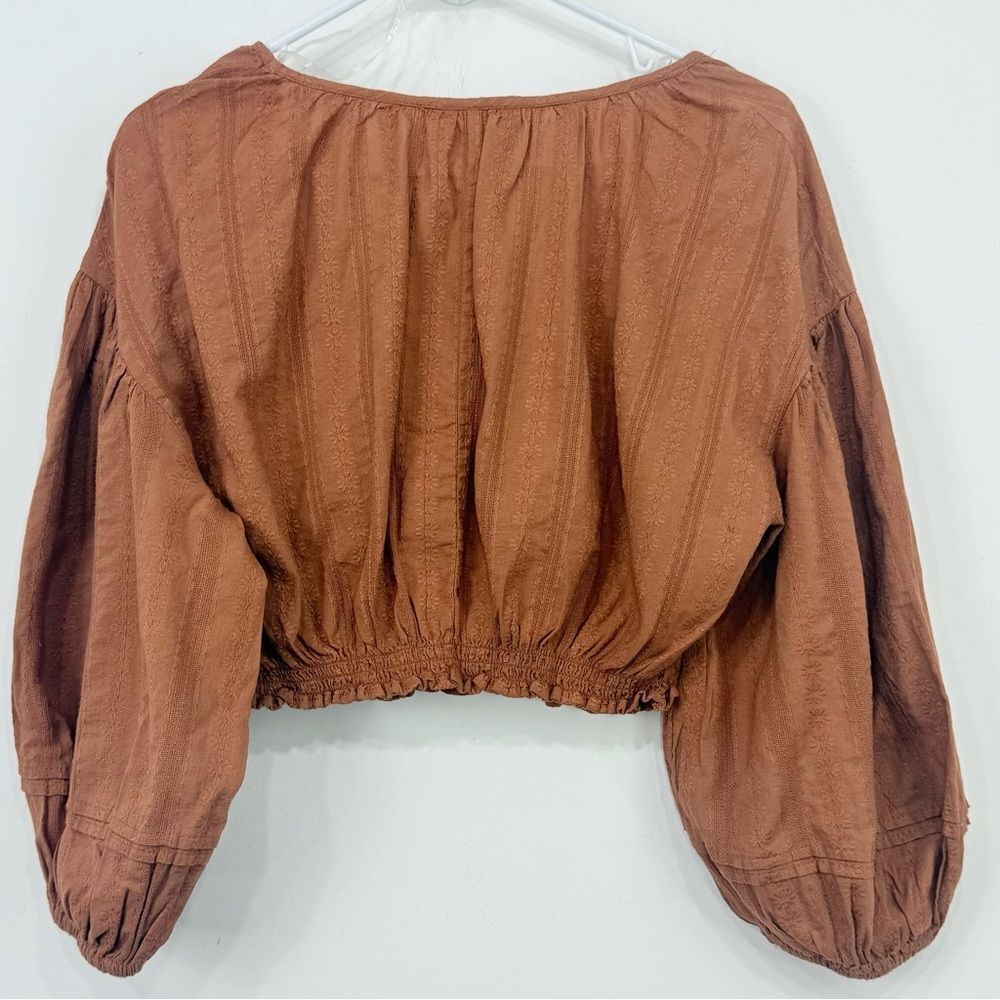 Universal Thread Rust Brown Cropped Puff Sleeve Peasant Blouse NEW - Picture 8 of 13